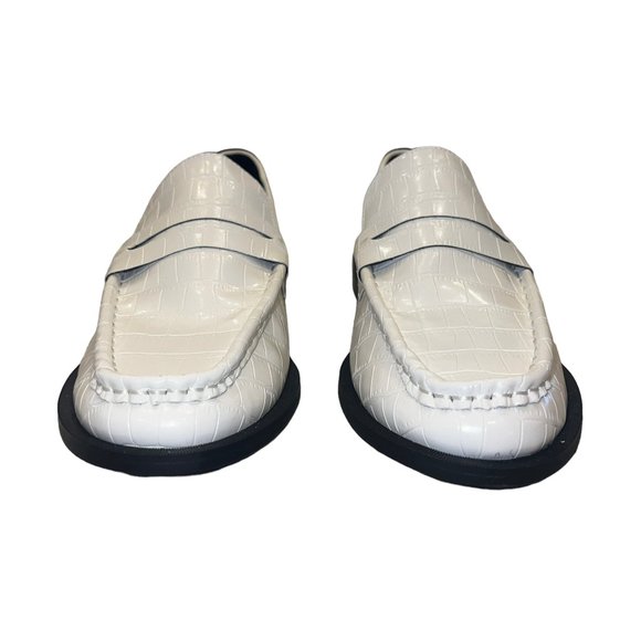 Cool & Classic! NIB STEVE MADDEN Goodman White Croco Penny Loafers Size … - Picture 7 of 10